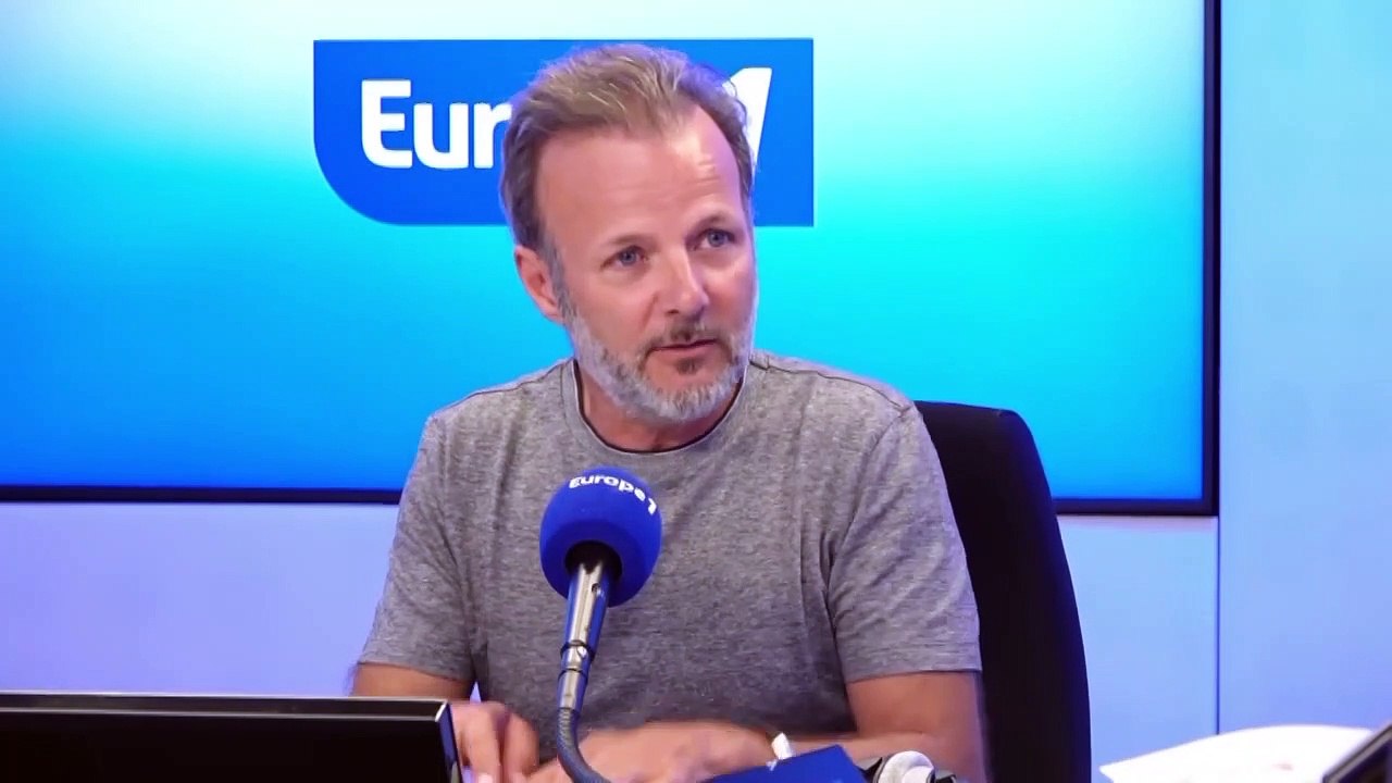 "Je suis en train de descendre pendant que je p...