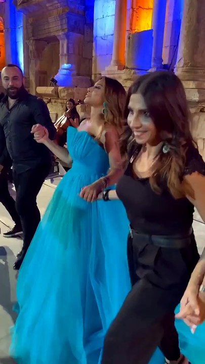 نجوى كرم تتعرض لموقف لا تحسد عليه قبل دقائق من حفلها