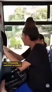 Çarşaflı kadına hakaret ettiği iddiasıyla gözaltına alınan kişi serbest