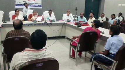 दिव्यांगजनों के साथ अधिकारी सम्मानजनक व्यवहार करेेंं : डॉ नायक