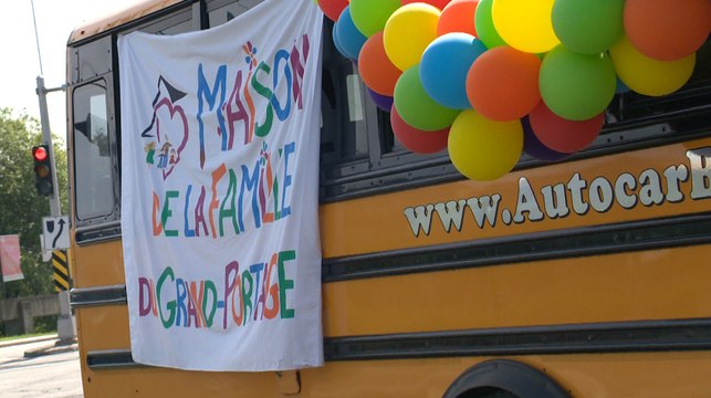 Rivière-du-Loup : un autobus scolaire rempli d'articles scolaires neufs