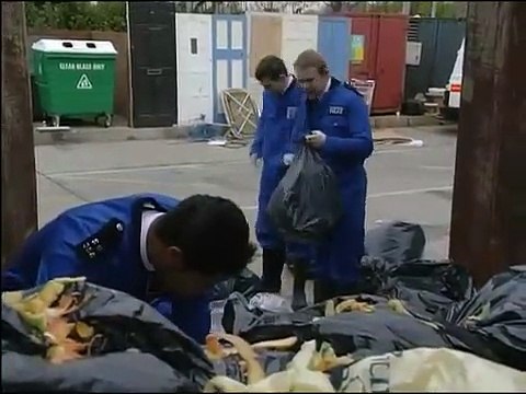 The Bill S12E30 Bits and Pieces