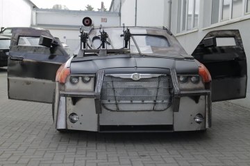 Movie Buff Builds Replica Car | Ridiculous Rides