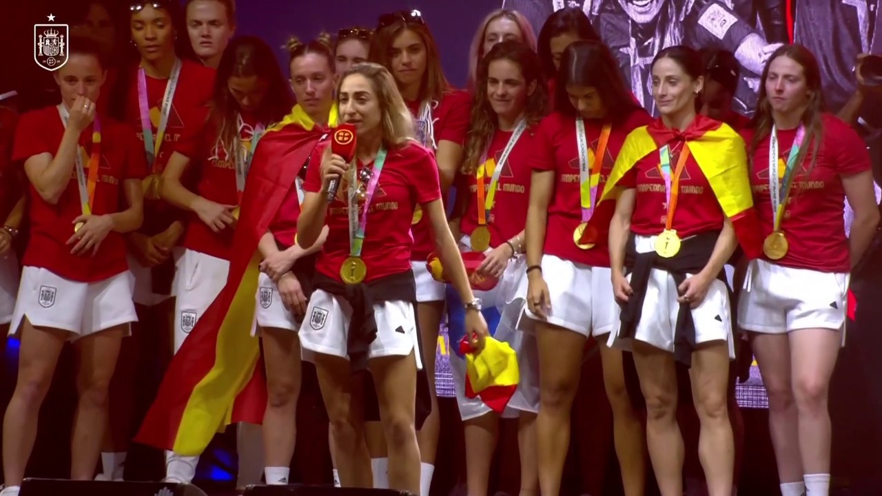 Olga Carmona: "Por momentos ayer fue el mejor día de mi vida, y luego se convirtió en el peor. Esto es por todas las estrellas en el cielo"