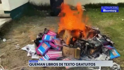 Queman los nuevos libros de la SEP por supuestamente promover el homosexualismo