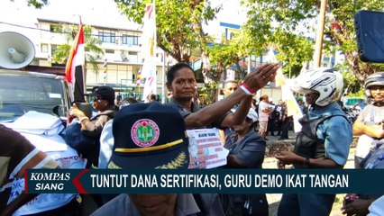Tuntut Dana Sertifikasi, Ratusan Guru Gelar Aksi Ikat Tangan Demo di Depan Kejari Sikka