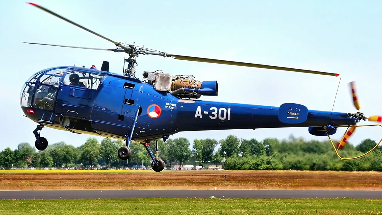 Alouette III - helicopter - HD