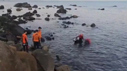스킨스쿠버 중 체력 고갈...바다에 표류하던 50대 구조 / YTN