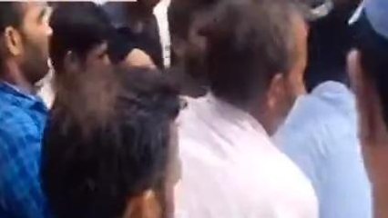 अमरोहा: करंट लगने से फिटर की मौत, परिजनों ने जमकर काटा हंगामा