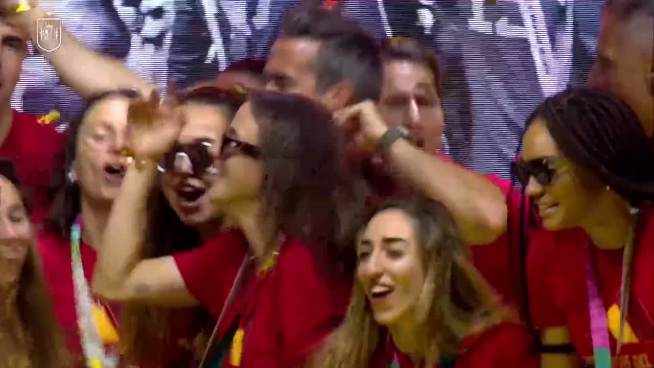 Así fue la celebración de las campeonas del mun...