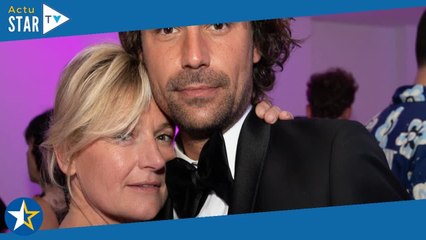 PHOTO Bertrand Chameroy transformé au côté d'Anne Elisabeth Lemoine  le duo méconnaissable pour pré