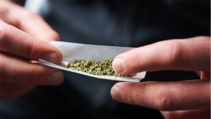 Typisches Kiffer-Verhalten: Woran merkt man, dass jemand Marihuana geraucht hat?
