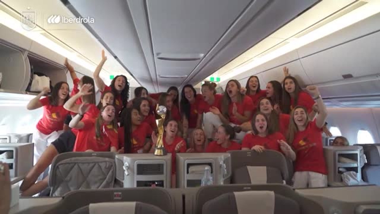 Spaniens Heldinnen feiern den WM-Titel