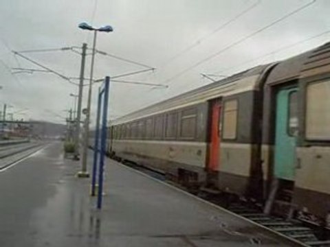 bb 67533 avec 6 voitures corails intercités