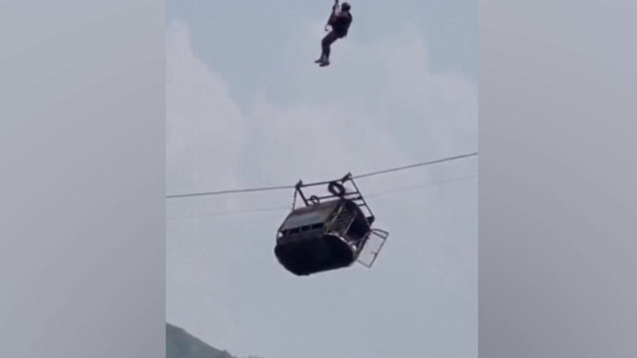 Pakistan beings cable car rescue operations - video Dailymotion