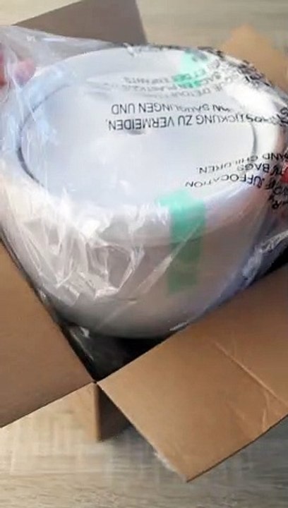 Pet Product Unboxing UGC Example