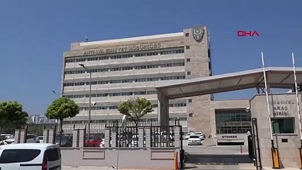 Le suspect qui a poignardé à mort sa femme dans l'entrepôt de la chaîne de marché d'Antalya a été arrêté