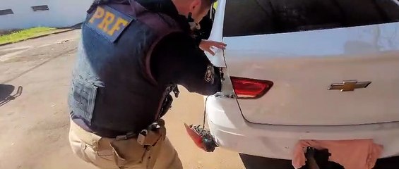 PM feminina que saiu de Cascavel é detida com 29 quilos de cocaína na BR-369