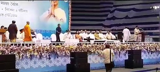 बंगाल: दुर्गा पूजा समितियों को मिलेंगे 70 हजार