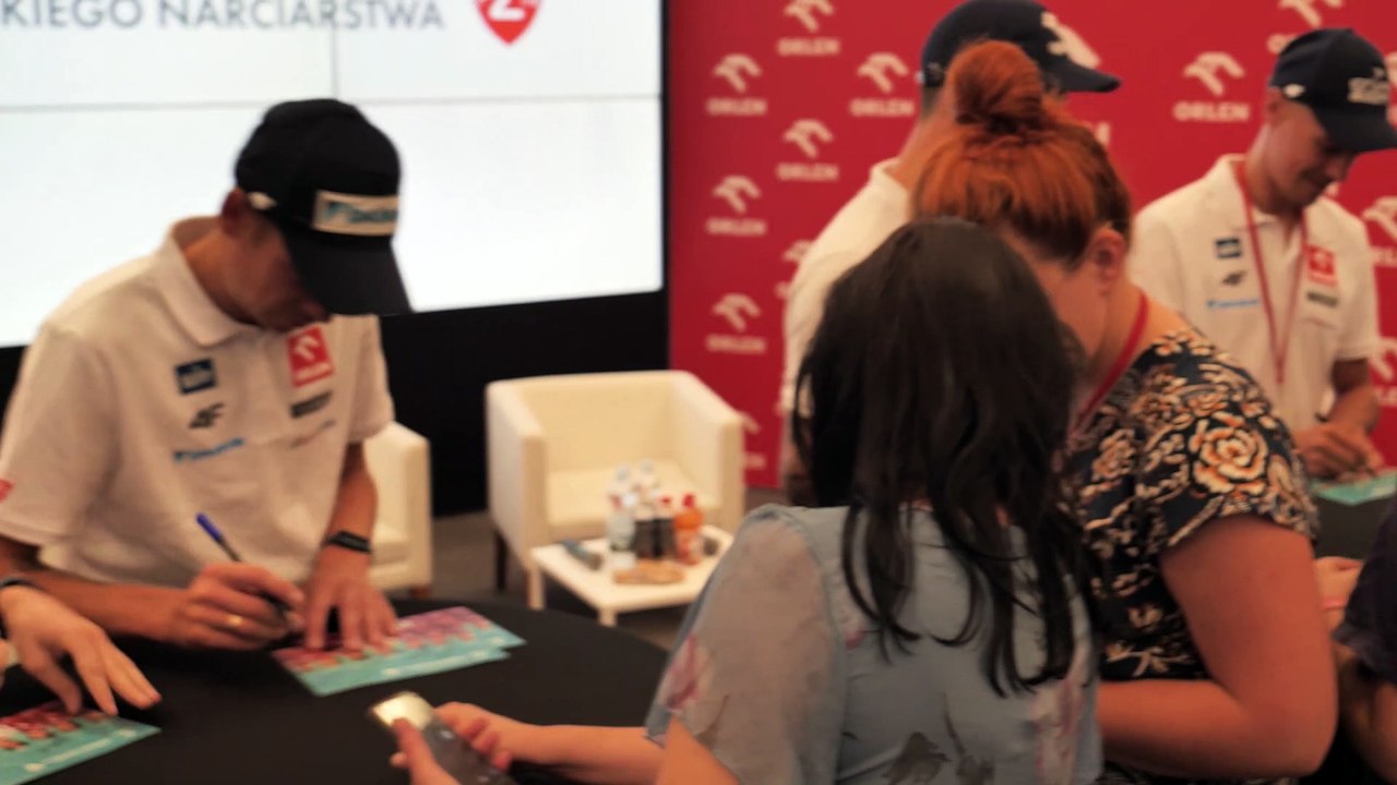 Reprezentacja Polski skoczków narciarskich z wizytą w Gdańsku / Dziennik Bałtycki