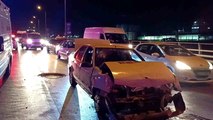 Gebze'de Panelvana Arkadan Çarpan Otomobilde Yaralı