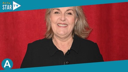 Valérie Damidot folle de son compagnon Régis  elle partage une photo de lui totalement nu, plongée