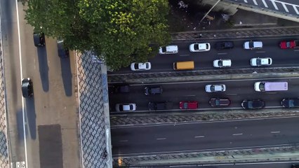 Um Crime Entre Nós | movie | 2020 | Official Trailer