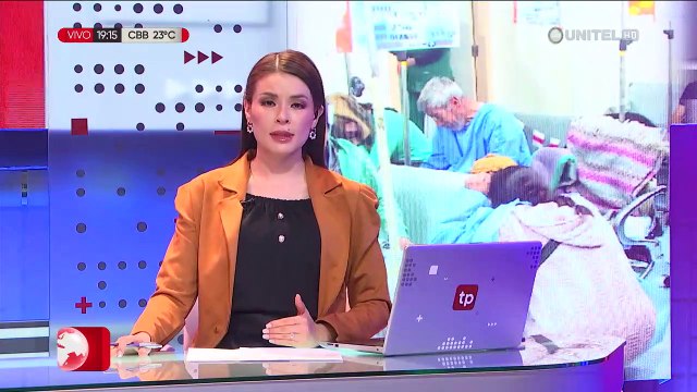 “Pedimos una atención humana”, pacientes del Hospital de Clínicas son atendidos en sillas y en el piso 