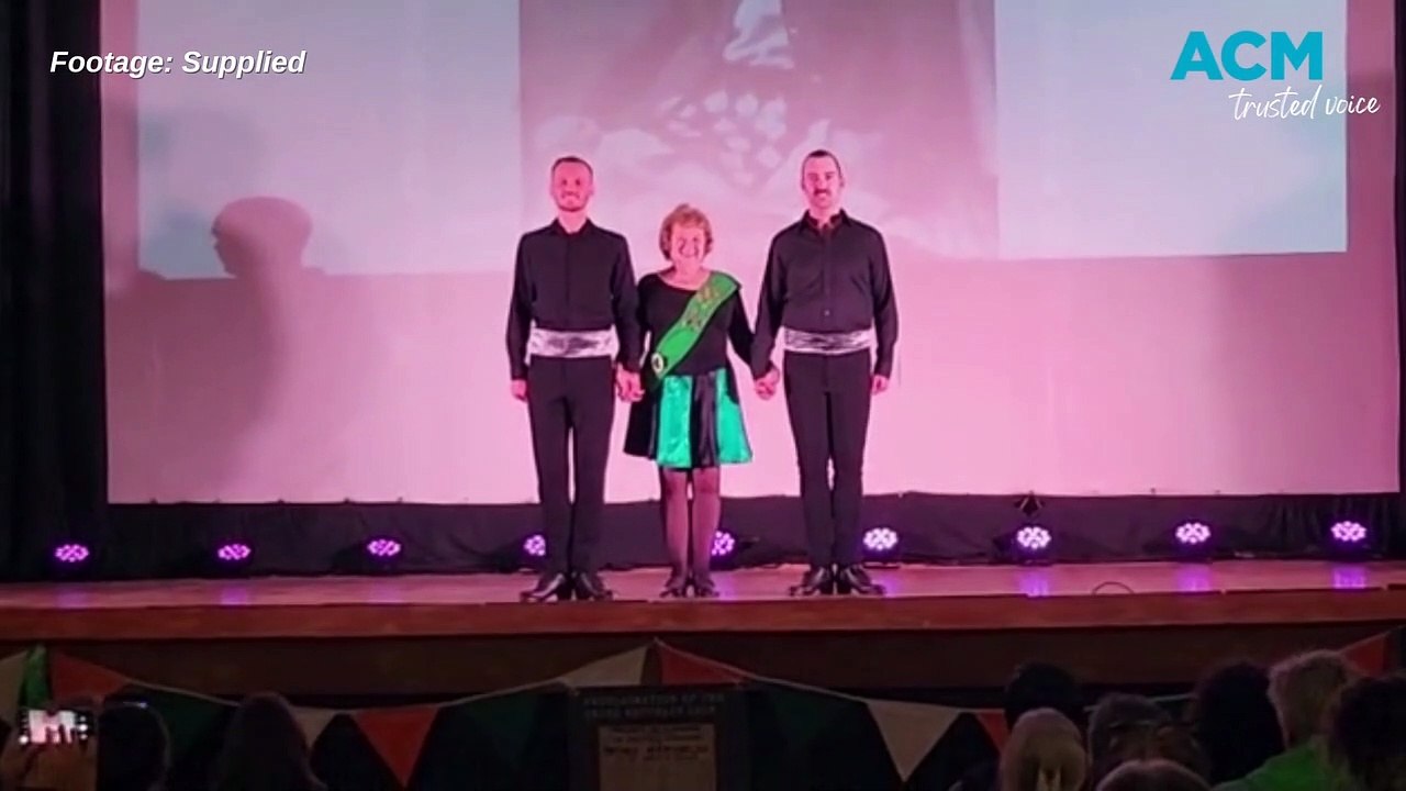 Patti Gerkens performing at the Koroit Irish Fe...