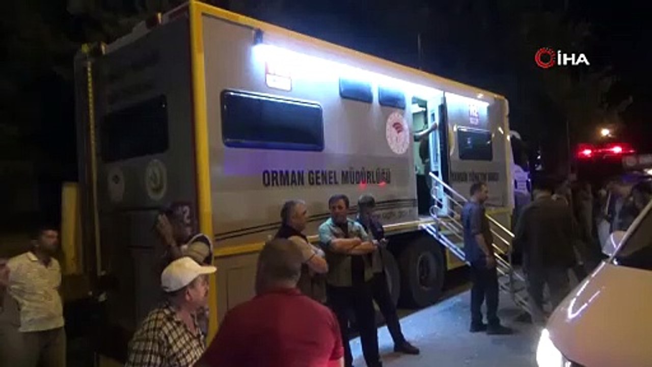 Tarım ve Orman Bakanı Yumaklı yangından etkilenen köyleri ziyaret etti