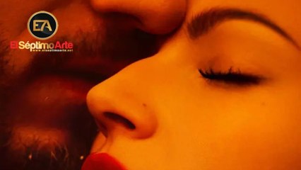 El cuerpo en llamas - Trailer serie en español