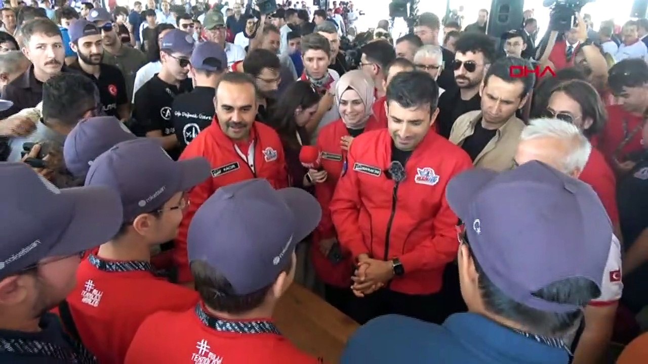 BAYKAR Yönetim Kurulu Başkanı Selçuk Bayraktar, yapay zeka ve uçan araba projelerini açıkladı