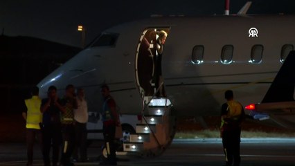 İSTANBUL - Galatasaray, Faslı futbolcu Hakim Ziyech'i İstanbul'a getirdi