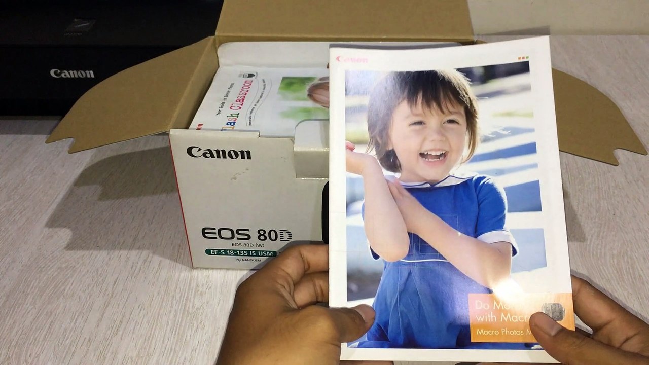 Want to buy a CANON DSLR 80D in 2019, check out this unboxing first