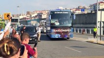 TRABZON - Trabzonspor kafilesi Galatasaray maçı için İstanbul'a gitti
