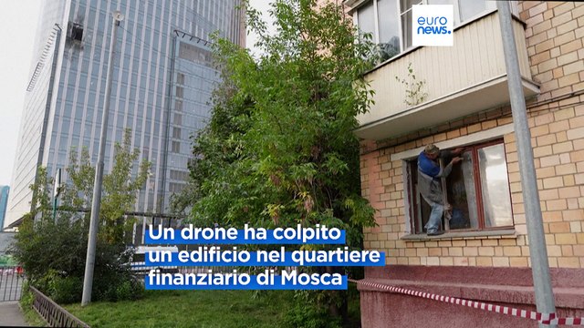 Droni su Mosca, danneggiato un edificio. È la sesta notte consecutiva di attacchi