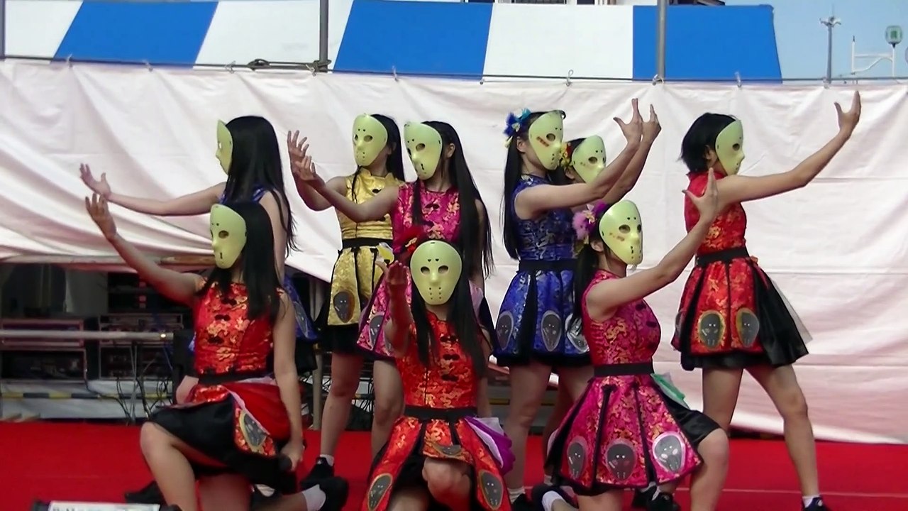 2018年11月11日寄居町ふるさとの祭典市　仮面女子候補生ライブ