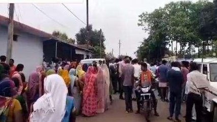 शहडोल: रोड पर शव रखकर परिजनों ने किया हंगामा, पुलिस प्रशासन के फूले हाथ पांव