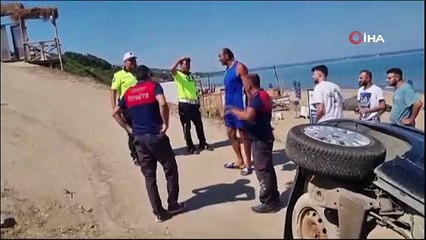 El frenini çekmeyi unuttu, aracı yokuş aşağı düşerek ters döndü