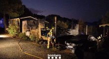Muere una menor en el incendio de un bungaló en un camping de Montblanc