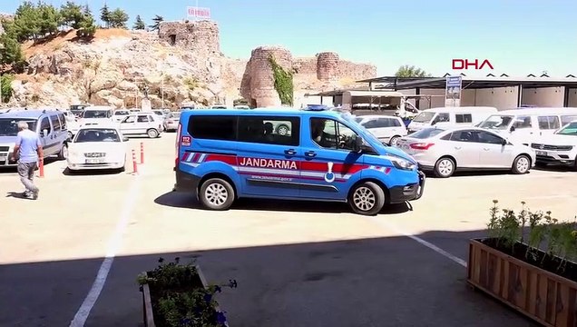 İlçede bir evden 300 bin lira değerinde ziynet eşyası çalıp sattıktan sonra yakalandı