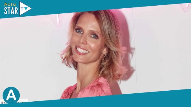 Sylvie Tellier sculpturale en bikini pendant ses vacances les internautes bluffés !