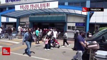 Download Video: Trabzon Havalimanı'nda yabancı turist sayısı ilk kez yerli turist sayısını geçti