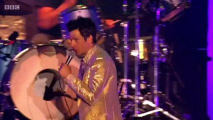 The Killers Perform 'Mr. Brightside' Live in 2018 🎸