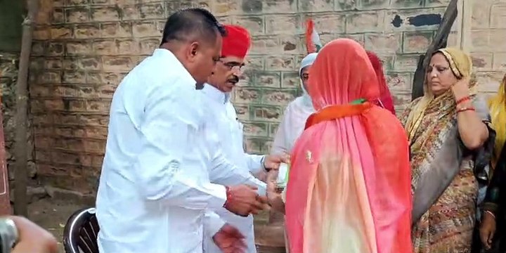 assembly elections rajasthan : यहां विधानसभा टिकट लेने की लगी होड, दावेदारों ने सौंपे आवेदन