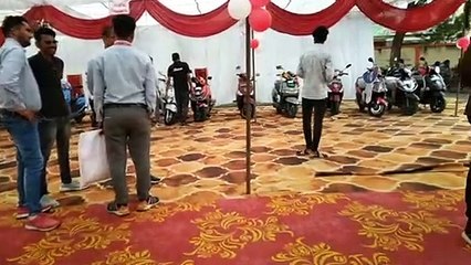 हरदा जिले के 64 मेधावी विद्यार्थियों को मिली इलेक्ट्रिक और पेट्रोल चलित स्कूटी