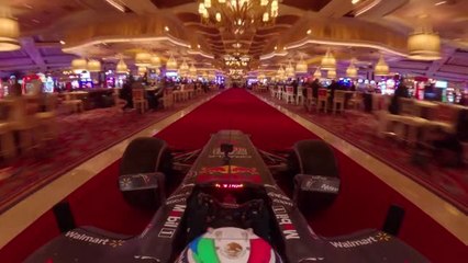 Formule 1 - Une F1 Red Bull fait le show à Las Vegas !
