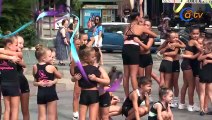 ¡Bailando por las calles! Las chicas de la rítmica nos enseñan su arte