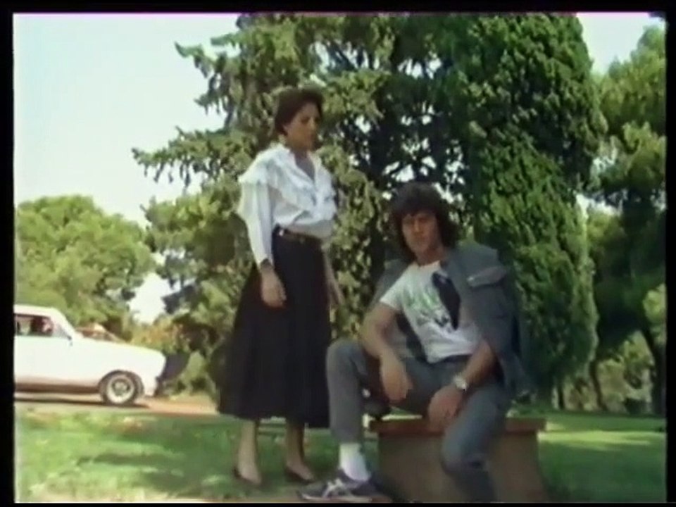 Η ΓΥΝΑΙΚΑ ΤΗΣ ΠΡΩΤΗΣ ΣΕΛΙΔΑΣ - 1987 - VHSRip ...