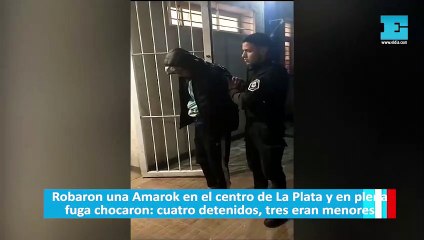 Robaron una Amarok en el centro de La Plata y en plena fuga chocaron: cuatro detenidos, tres eran menores